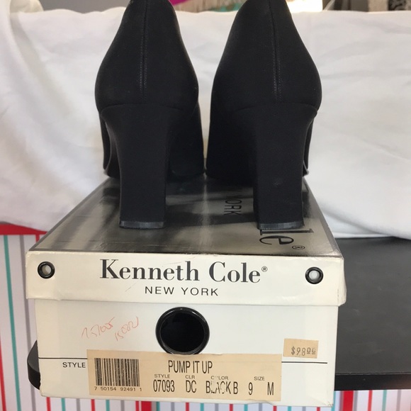 Classic Black Square Toe Kenneth Cole Pumps, sz 9 - Picture 2 of 8